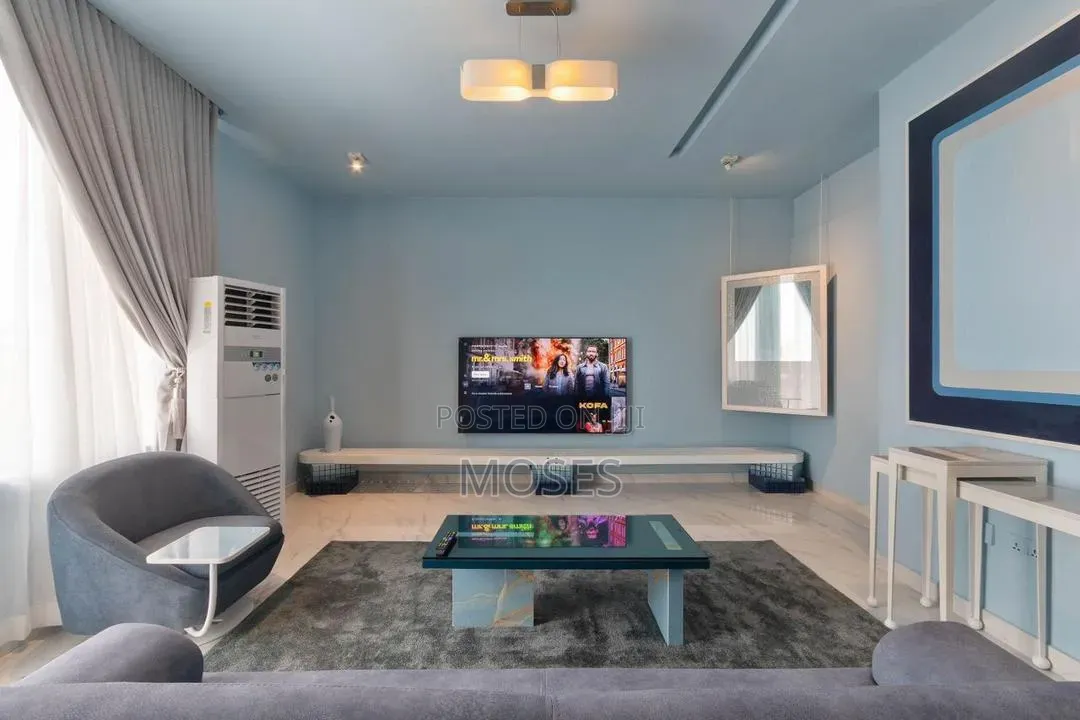 Furnished 2bdrm Apartment in In A Secured, Lekki Phase 1 for sale in Lekki Phase 1