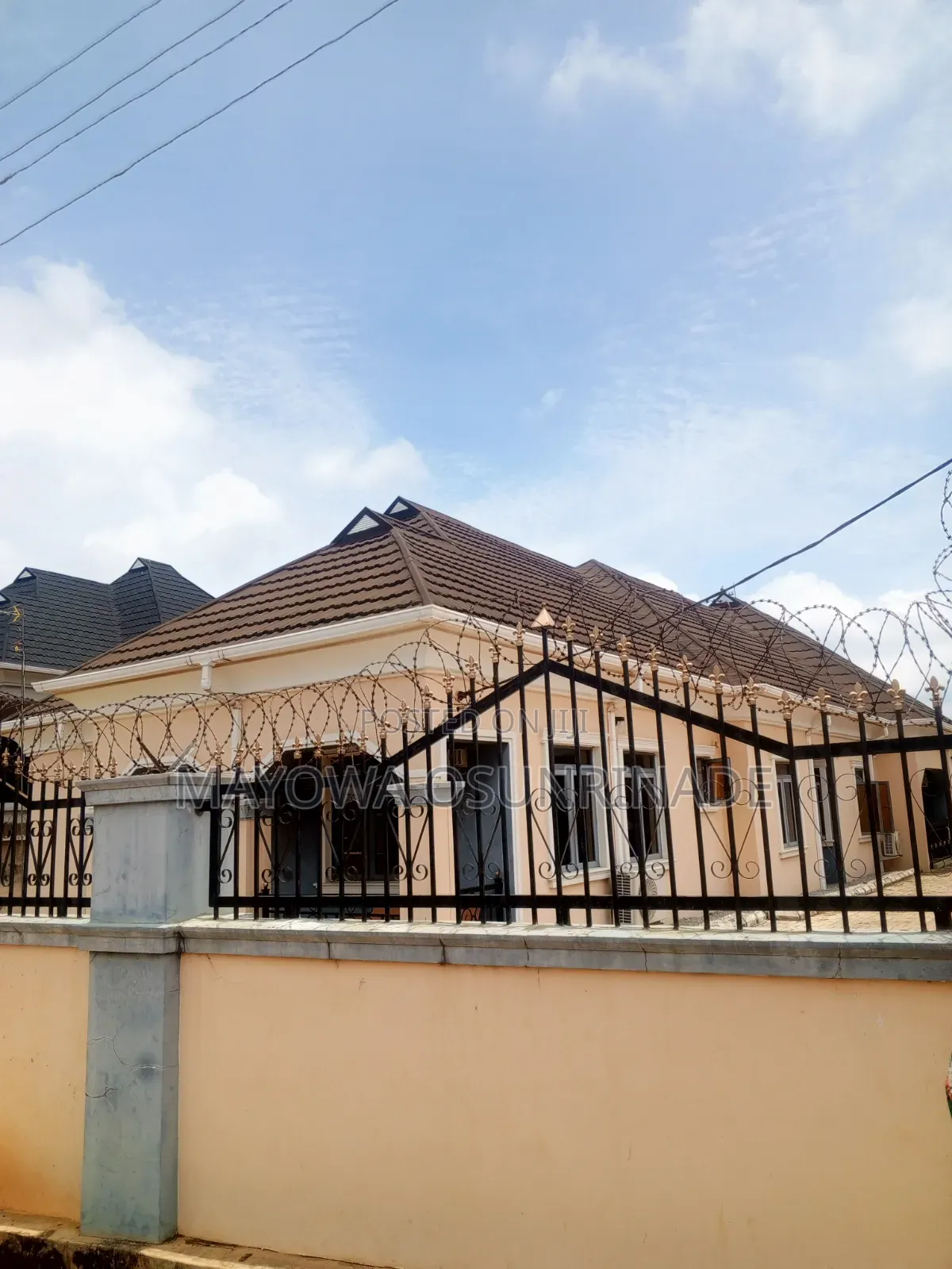 2bdrm Apartment in Ologuneru for rent in Ologuneru