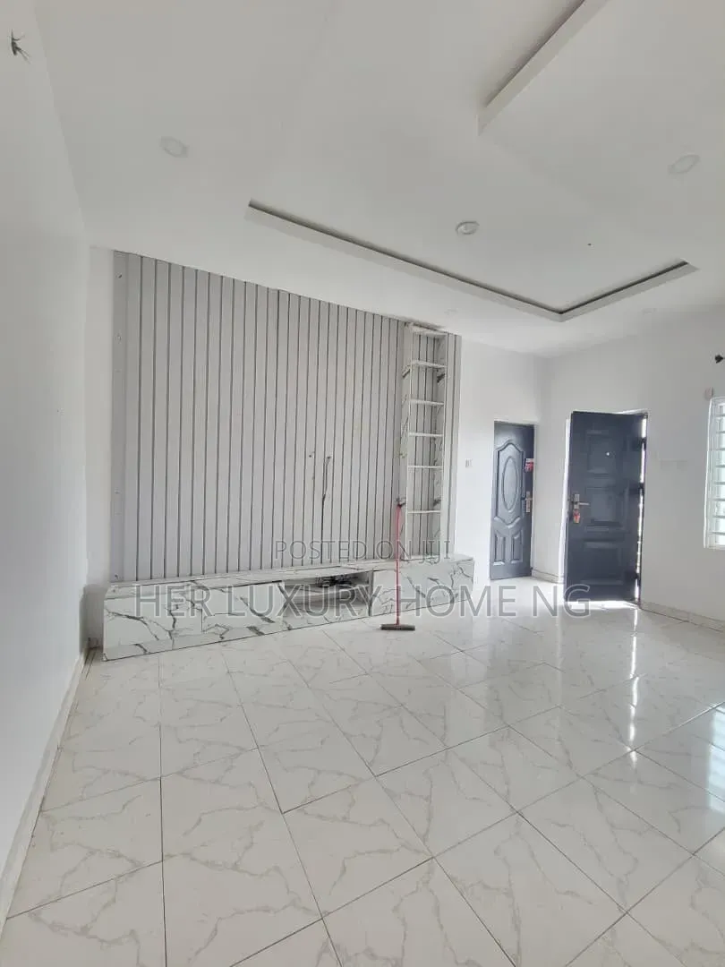 2bdrm Apartment in Unity Estate Badore for rent in Badore