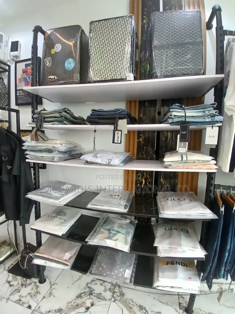 Big Boutique in Ado / Ajah