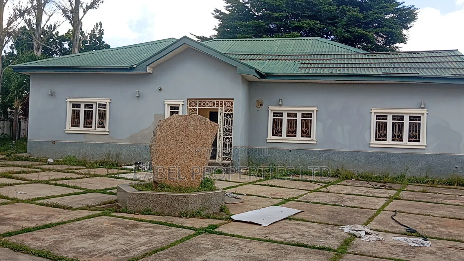 3bdrm Bungalow in Suncity Estate for rent in Galadimawa