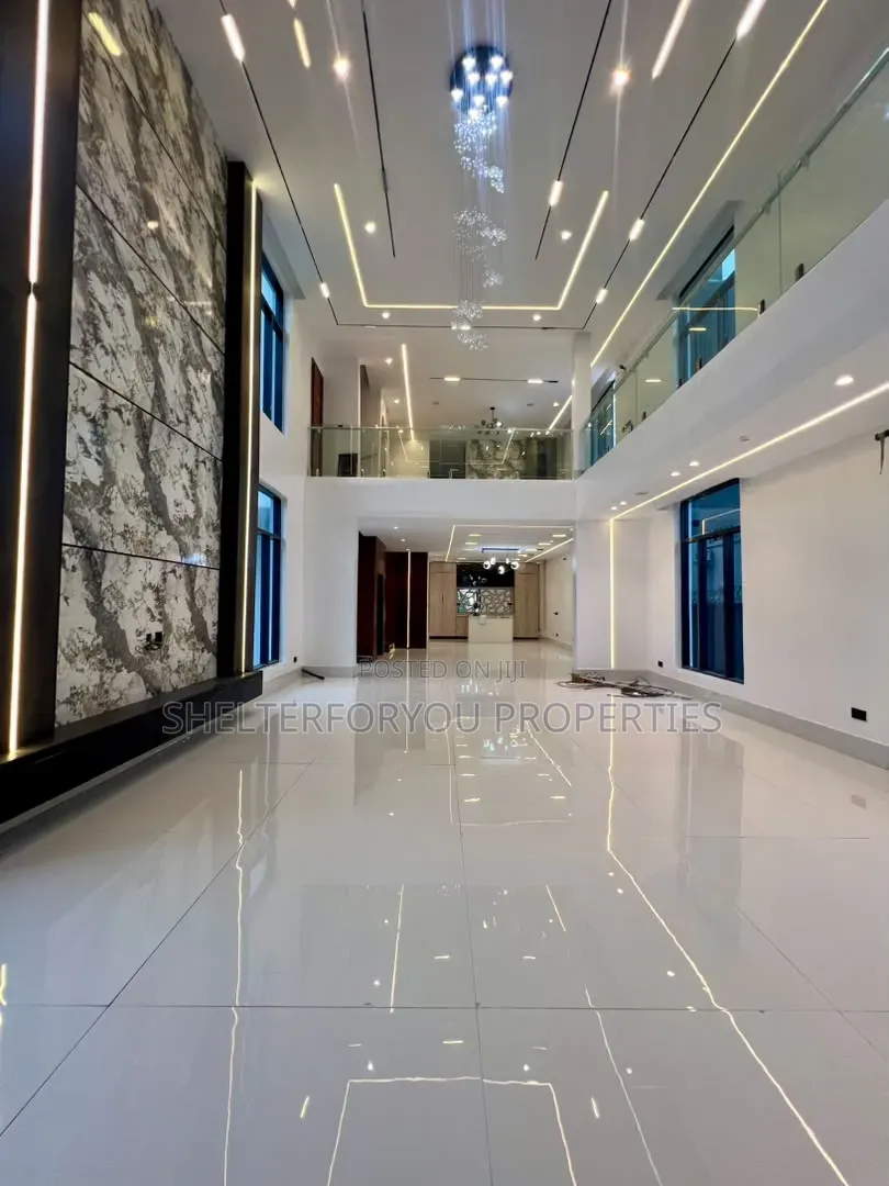 5bdrm Duplex in VGC / Ajah for sale in VGC / Ajah