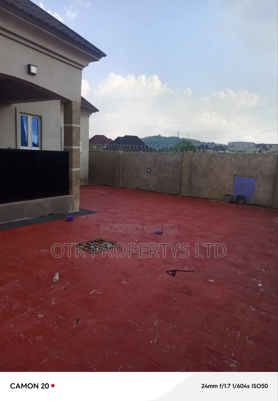 3bdrm Bungalow in Scc Road, Kubwa for sale in Kubwa