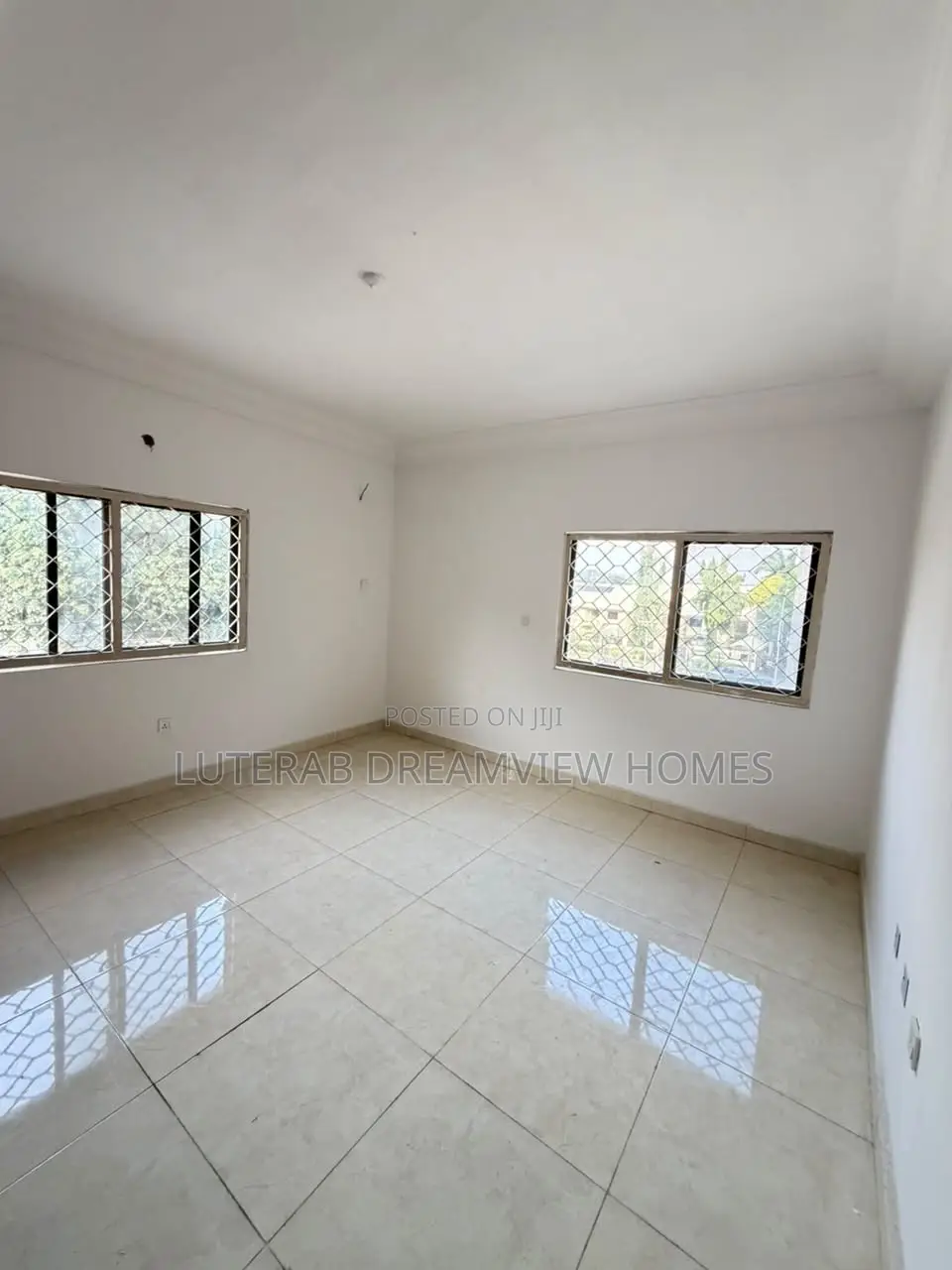 3bdrm Block of Flats in Heart Of Wuse 2 for rent in Wuse 2
