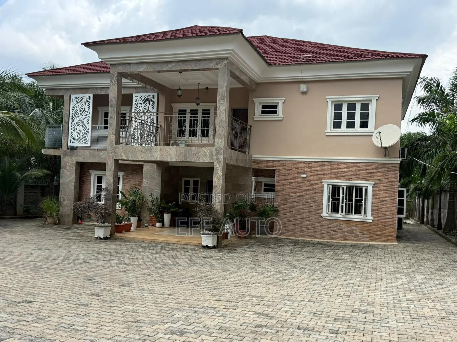 5bdrm Duplex in Guzape District for sale in Guzape District