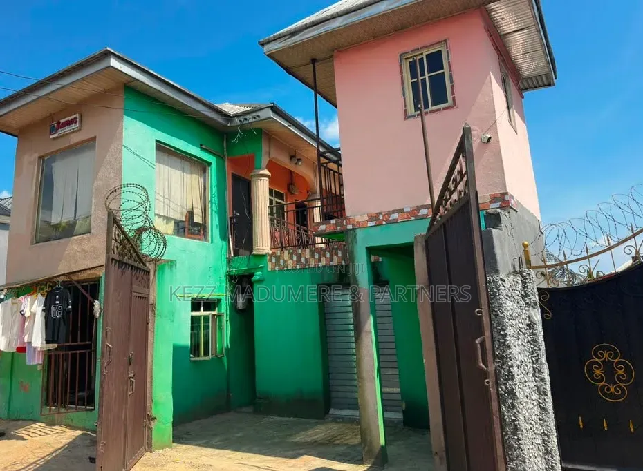 5bdrm Block of Flats in Rumuosi , Port, East West Road for sale in East West Road