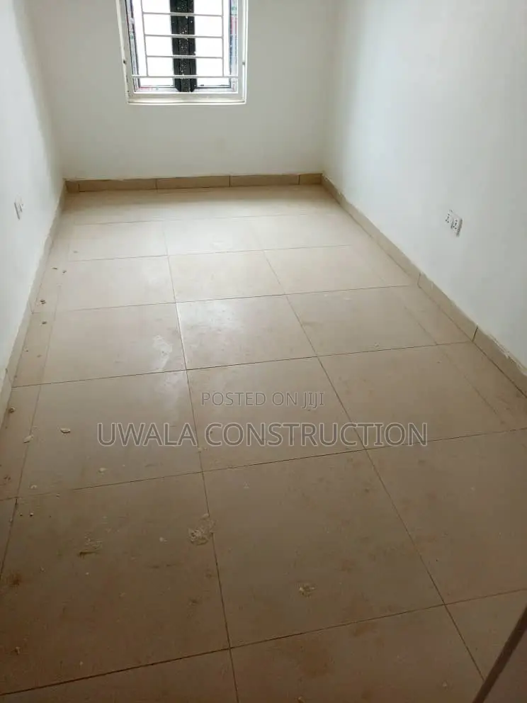 4bdrm Duplex in Gaduwa for sale in Gaduwa