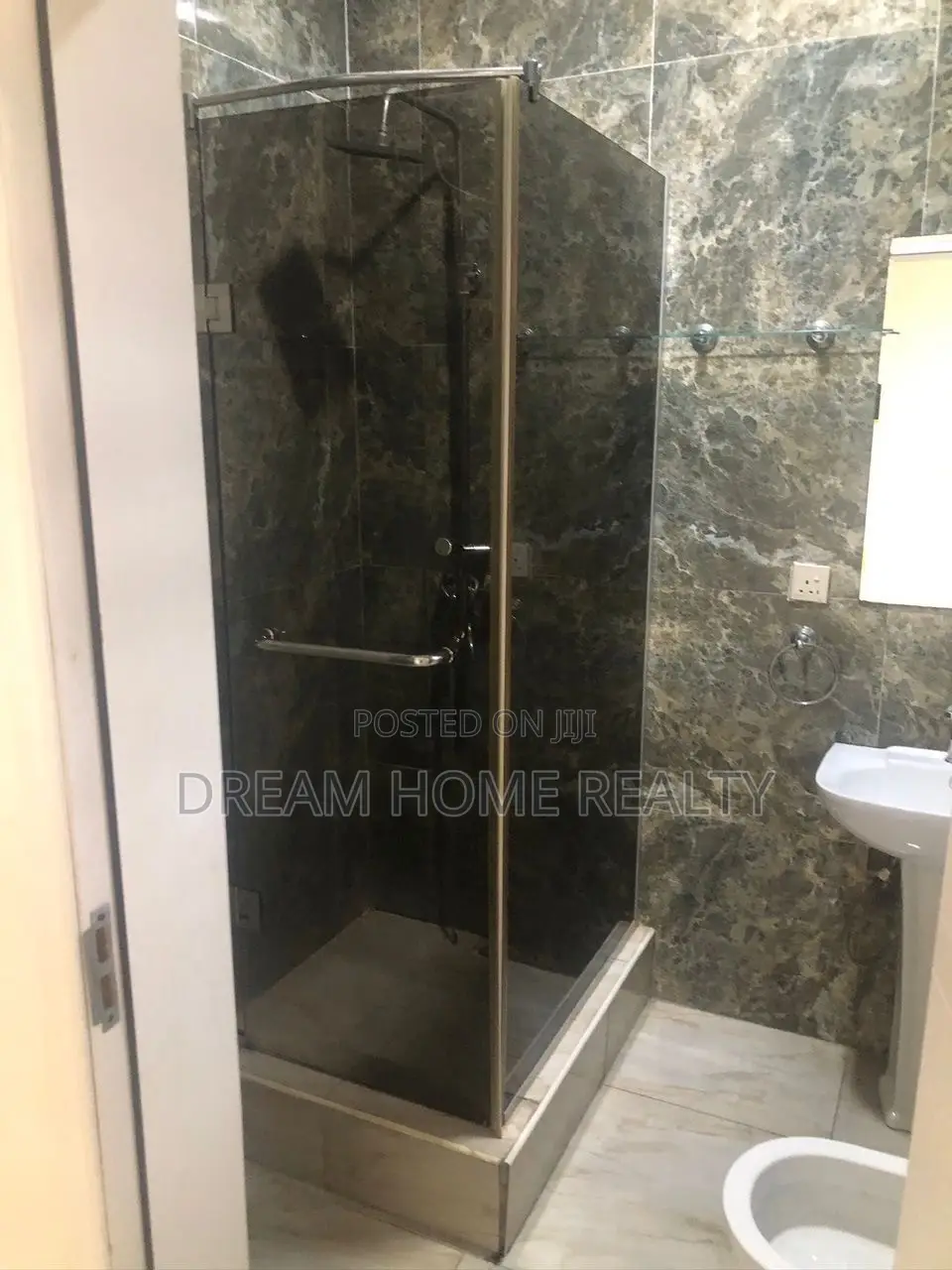 Furnished Self Contain for Monthly Stay. in Ilaje / Lekki