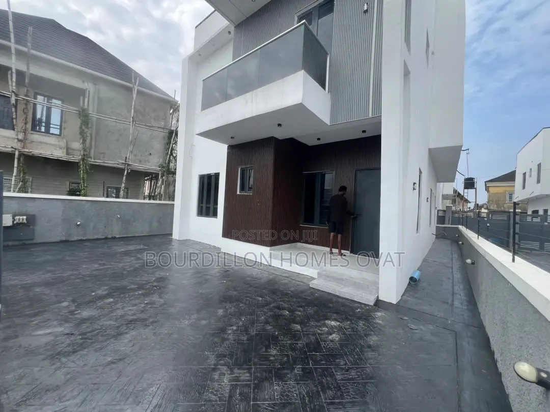 4bdrm Duplex in Ado Road Lagos for sale in Ado / Ajah