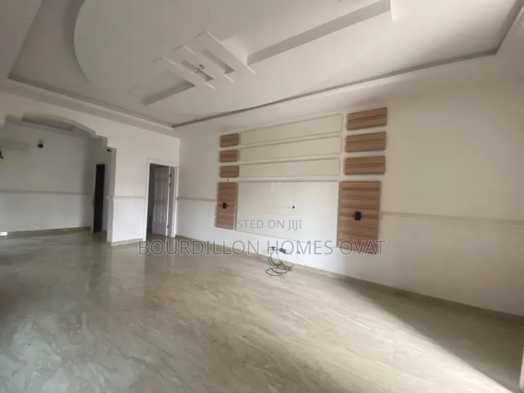 3bdrm Apartment in Lekki Phase 1 for rent in Lekki Phase 1