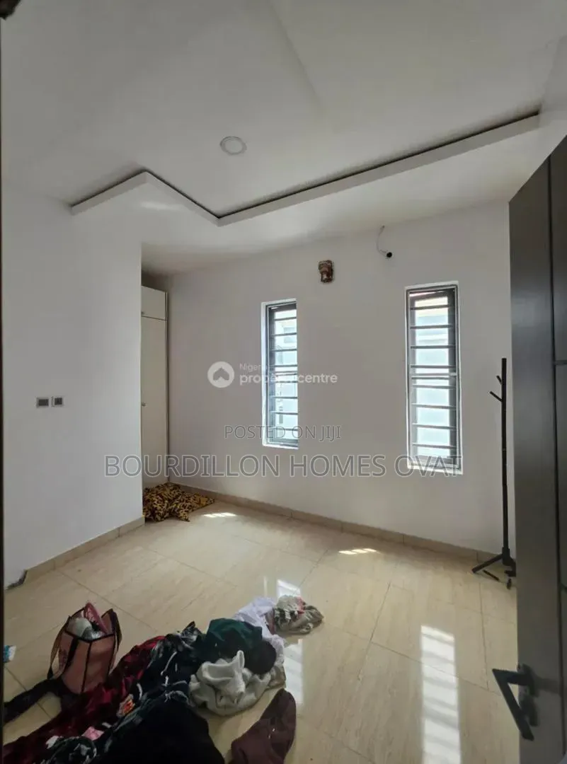 Furnished 4bdrm Duplex in Thomas Estate Ajah for rent in Thomas Estate