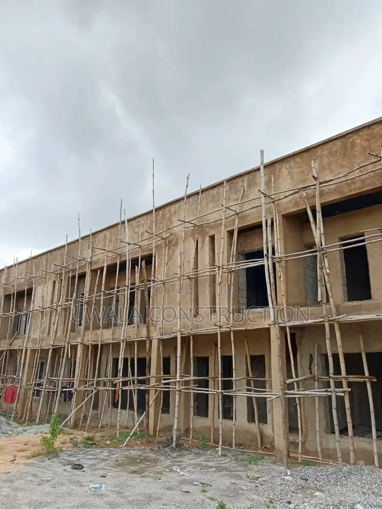 3bdrm Duplex in Gaduwa for Sale in Gaduwa