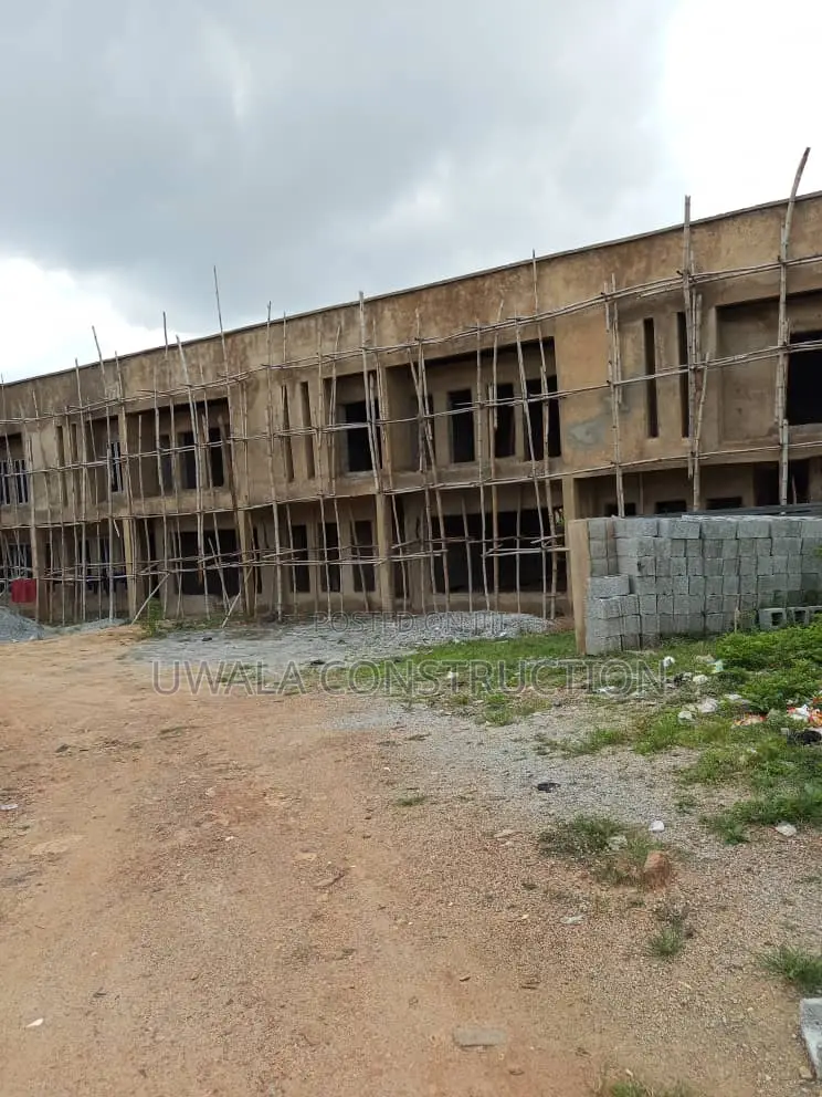 3bdrm Duplex in Gaduwa for Sale in Gaduwa