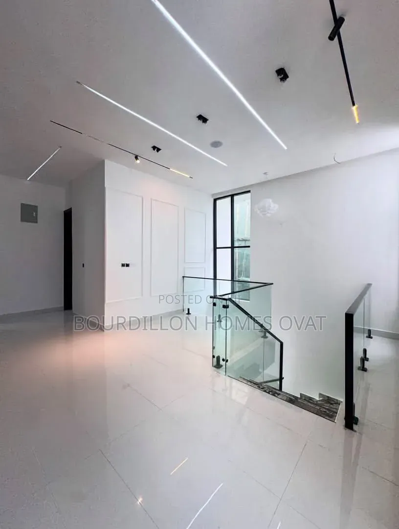 4bdrm Duplex in Orchid Lekki Lagos for sale in Lekki Expressway