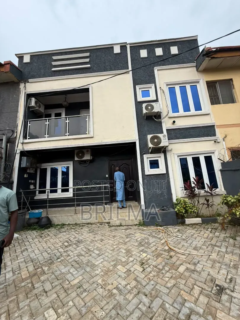 4bdrm Duplex in Kado for sale in Kado