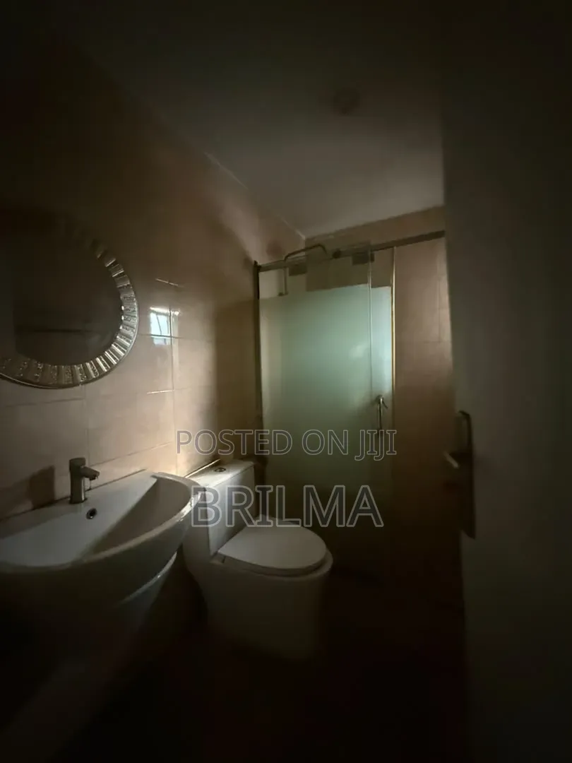 4bdrm Duplex in Kado for sale in Kado