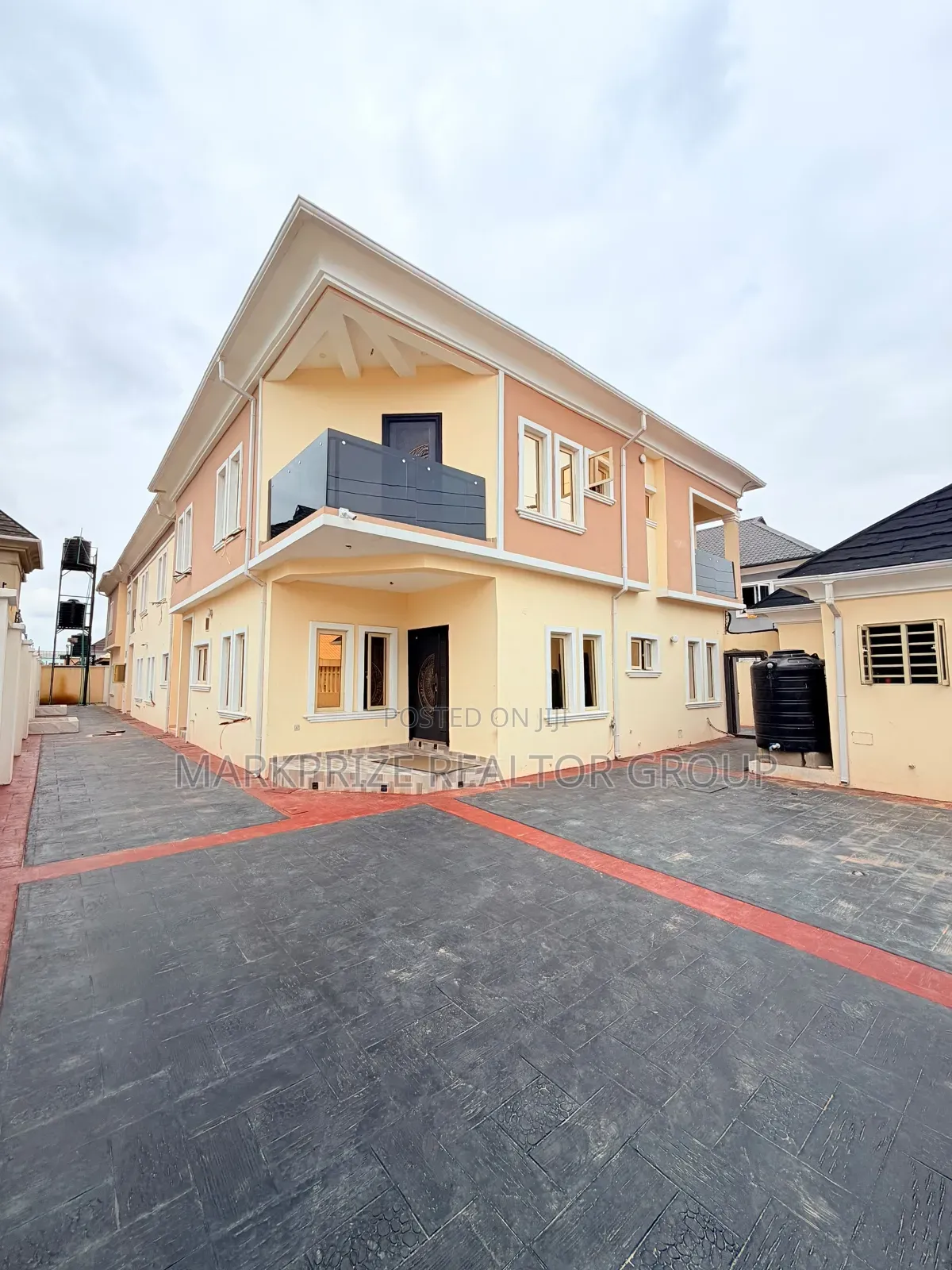 3bdrm Apartment in Ikorodu Lagos for sale in Ijede / Ikorodu