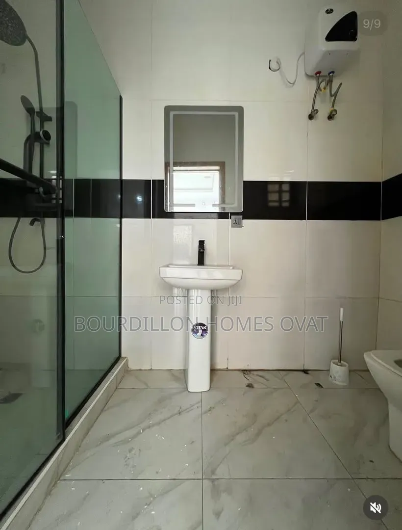 2bdrm Apartment in Ikate Lekki Lagos for rent in Ikate