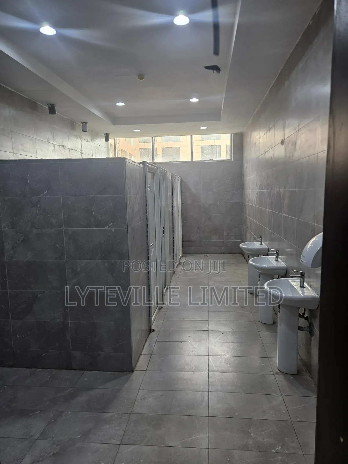 New Office Space - 44sqm in Mabushi