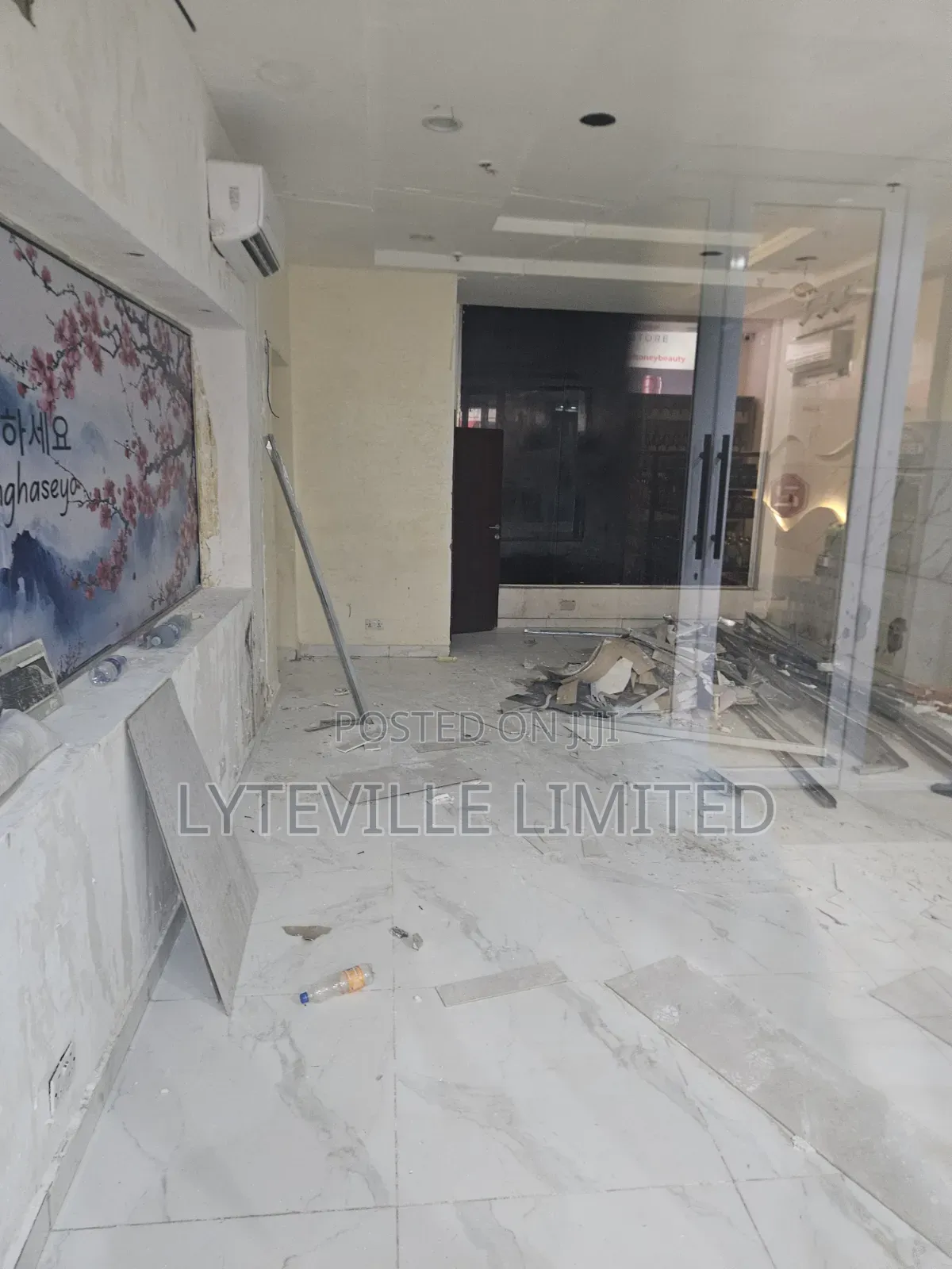 New Office Space - 20sqm in Mabushi