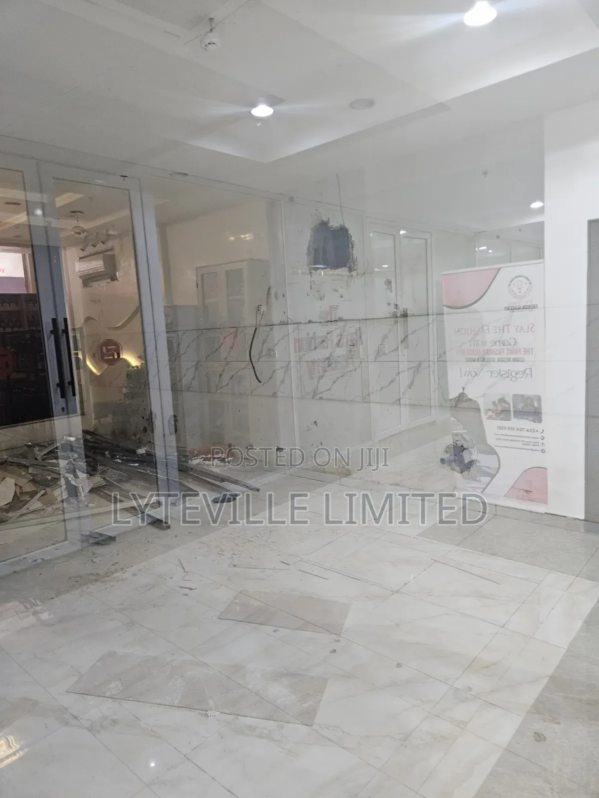 New Office Space - 20sqm in Mabushi