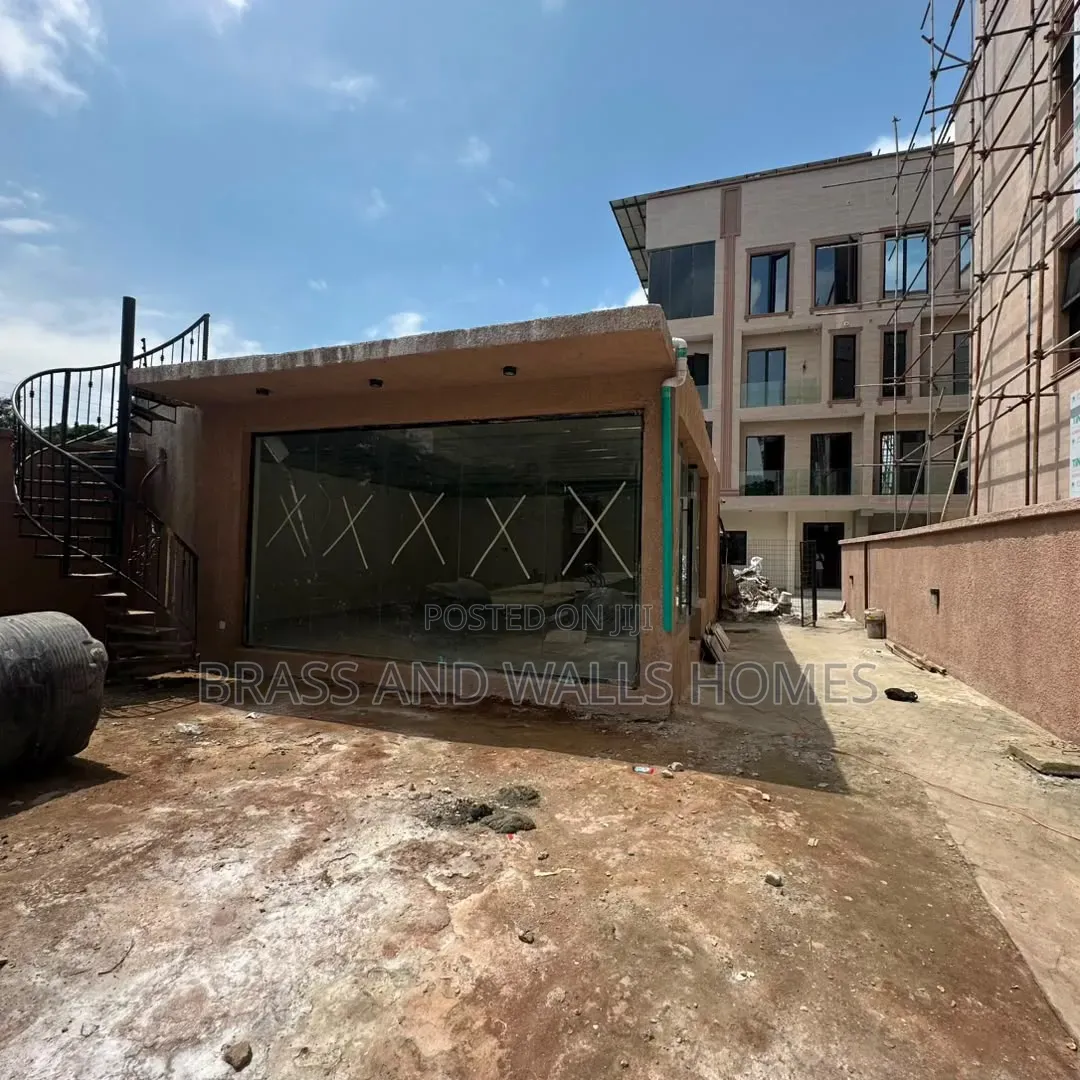 Furnished 4bdrm Townhouse/Terrace in Banana Island for sale in Banana Island