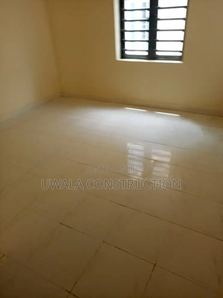 3bdrm Duplex in Gaduwa for sale in Gaduwa