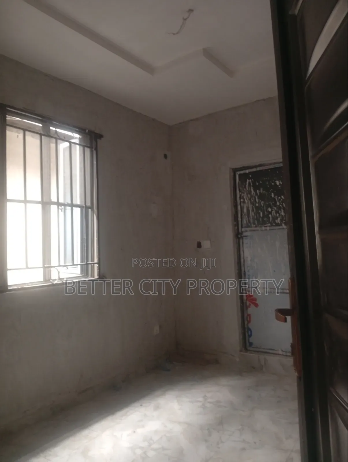 2bdrm Apartment in Alimosho Lagos, Akowonjo for rent in Akowonjo