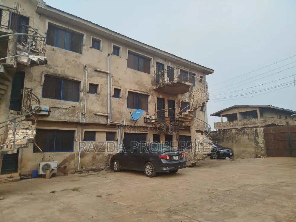 Gold Rush on Road 7 — 18-Room Hostel for Sale | ₦60m in Ife