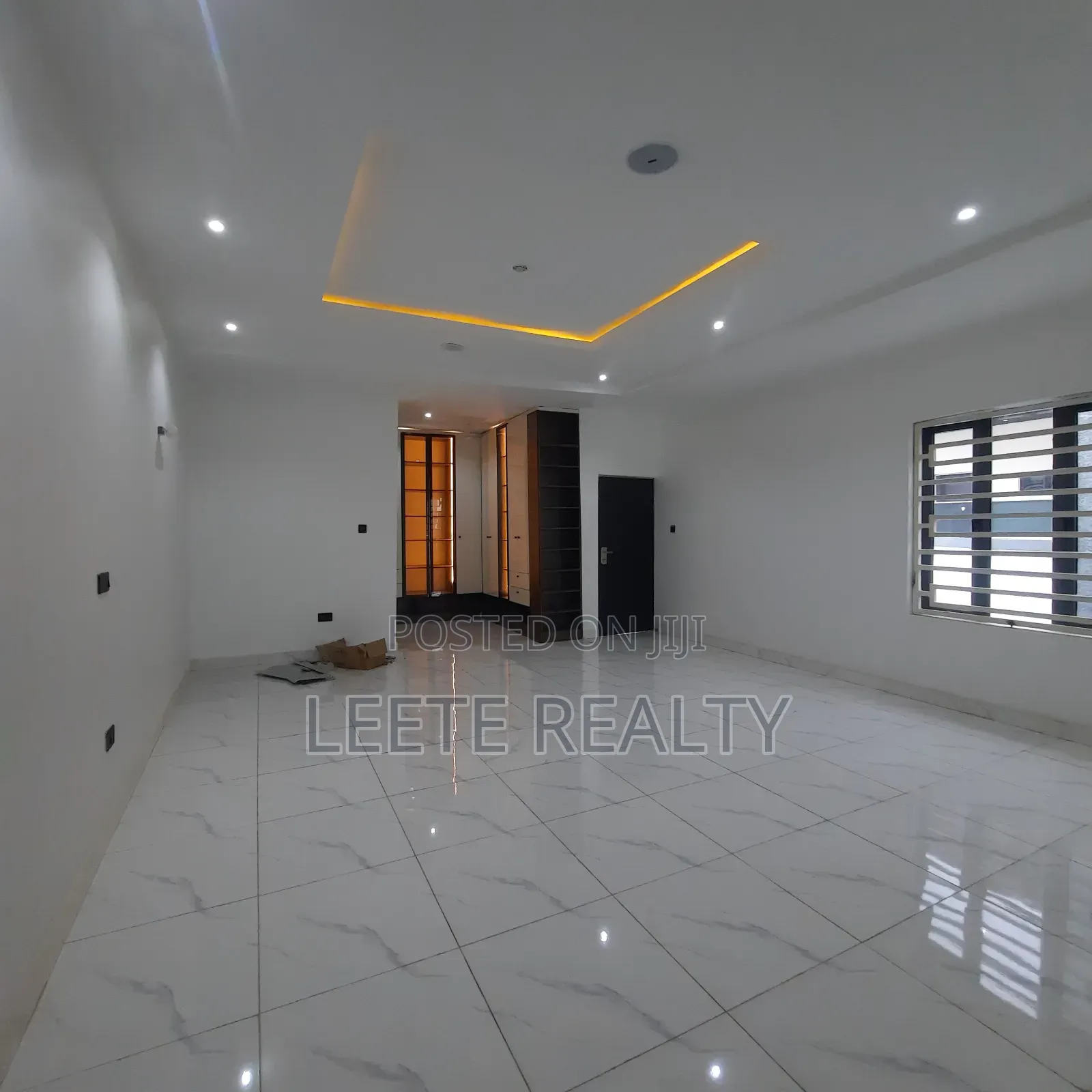 6bdrm Duplex in Katampe Extension for sale in Katampe Extension