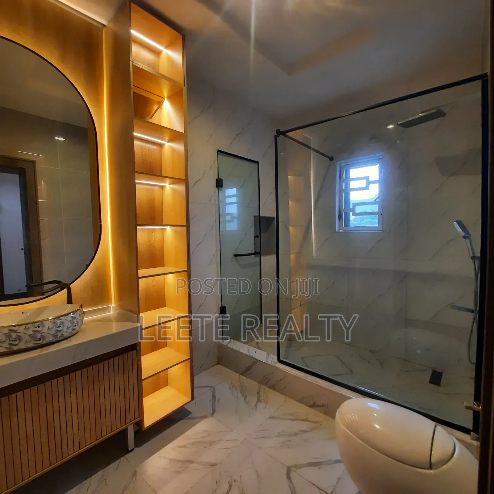6bdrm Duplex in Katampe Extension for sale in Katampe Extension