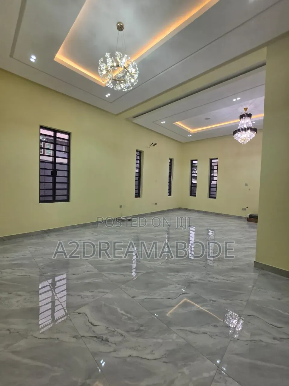5bdrm Duplex in Omole Phase 2 for rent in Omole Phase 2