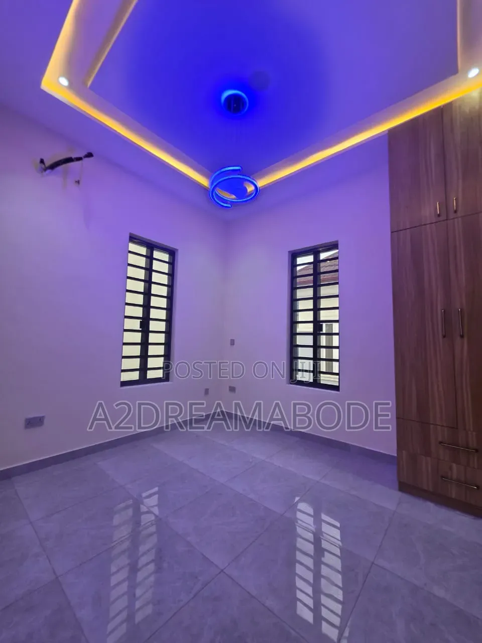 5bdrm Duplex in Omole Phase 2 for rent in Omole Phase 2