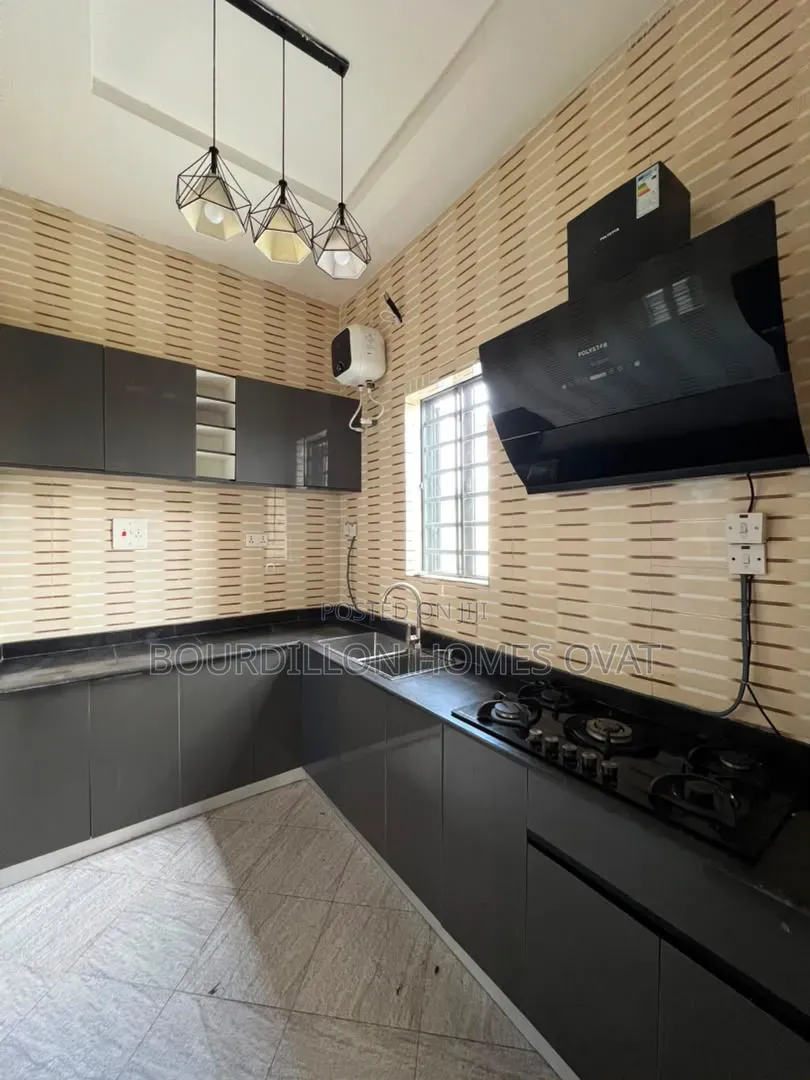 3bdrm Duplex in Orchid Lekki Lagos for rent in Lekki Expressway