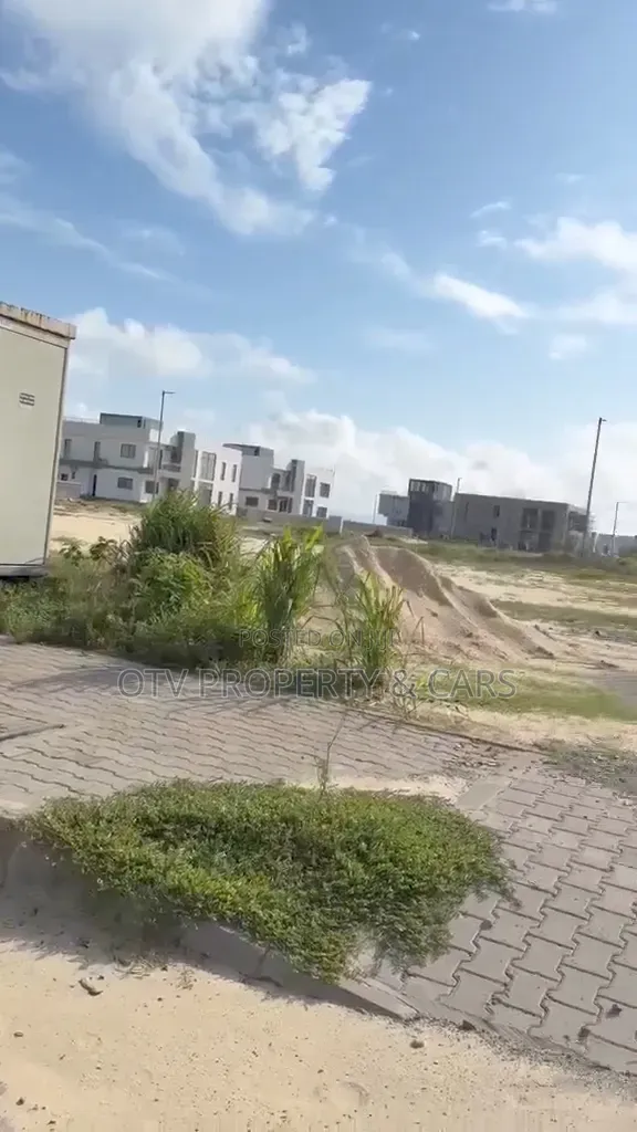 1,020 SQM of Land Available for Sale in a Beautiful in Jakande