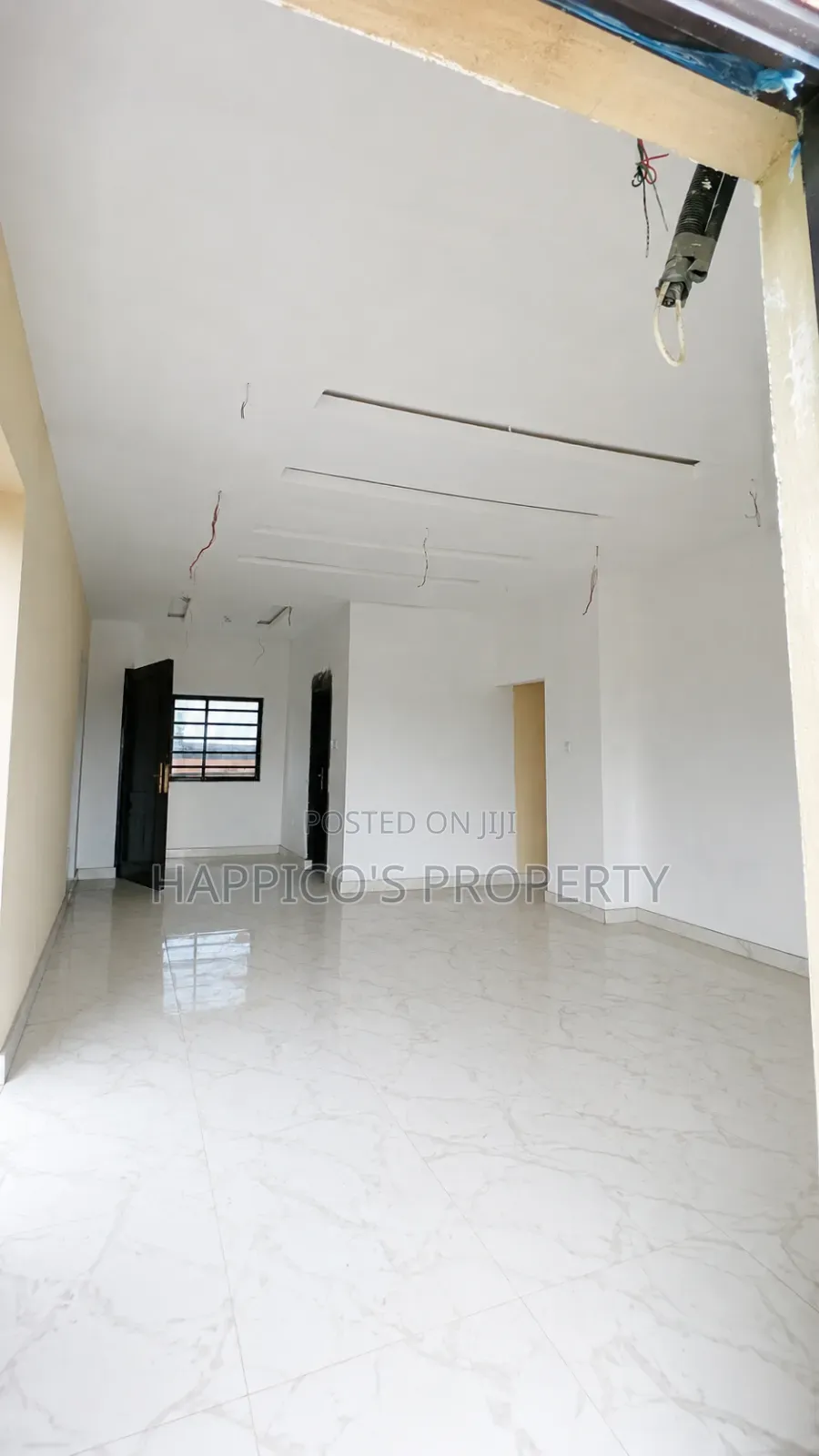 3bdrm Block of Flats in Alagomeji for rent in Alagomeji
