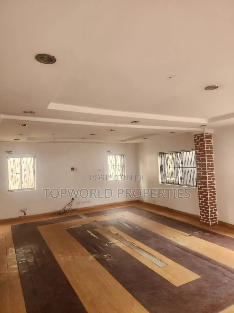 3bdrm Bungalow in Ikeja Gra for rent in Ikeja GRA