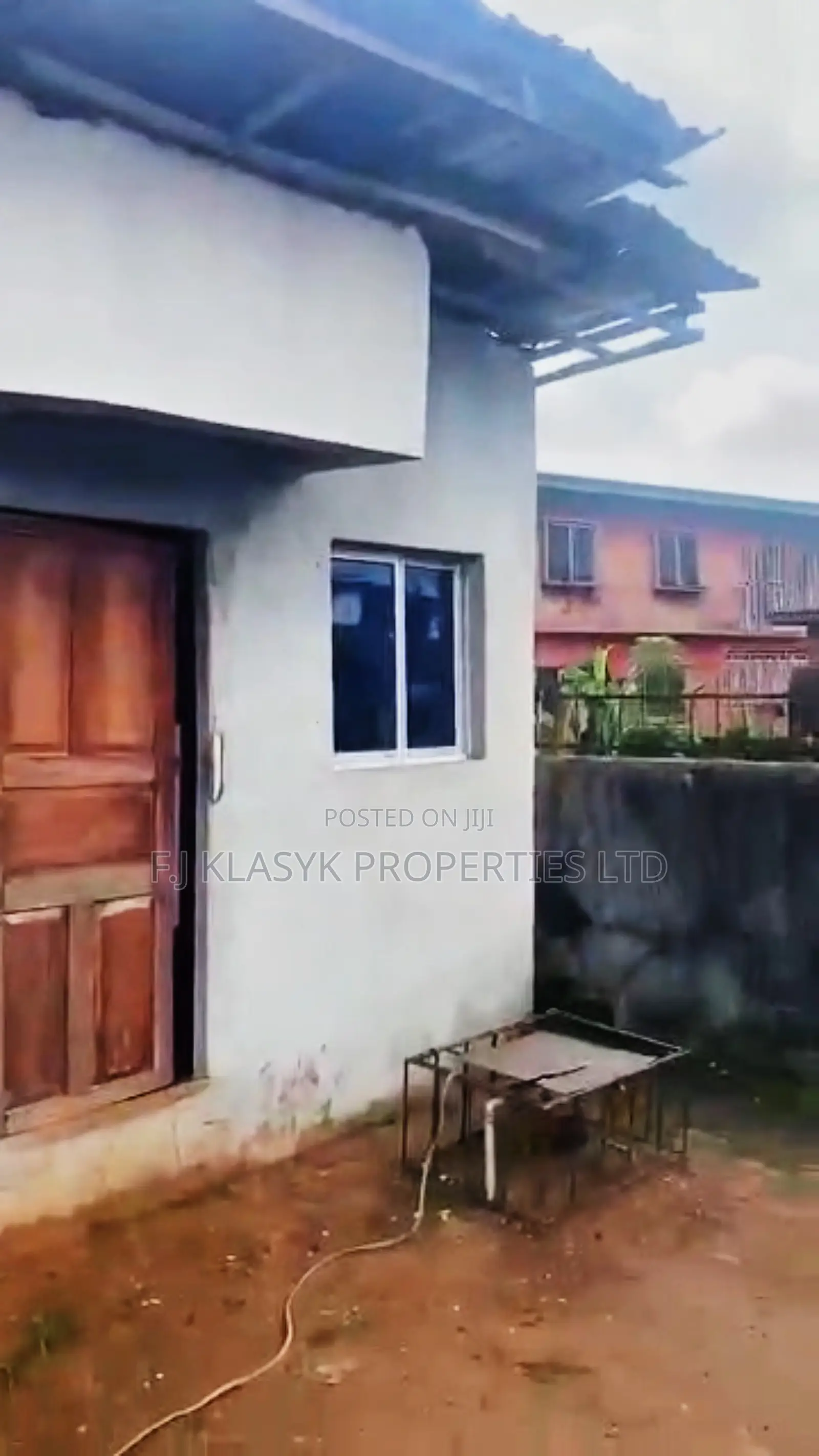 12bdrm Block of Flats in Edo State for sale in Edo State