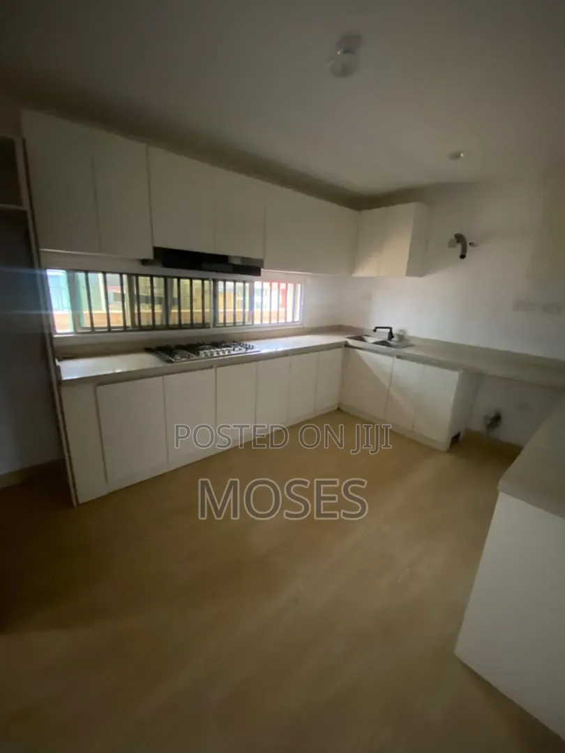 2bdrm Penthouse in Access Control, Kofo Abayomi for rent in Kofo Abayomi