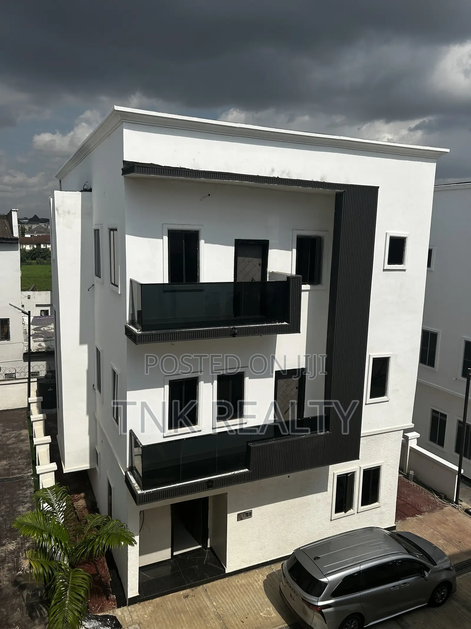 Newly Built 5bedrooms Duplex for Sale in Kado