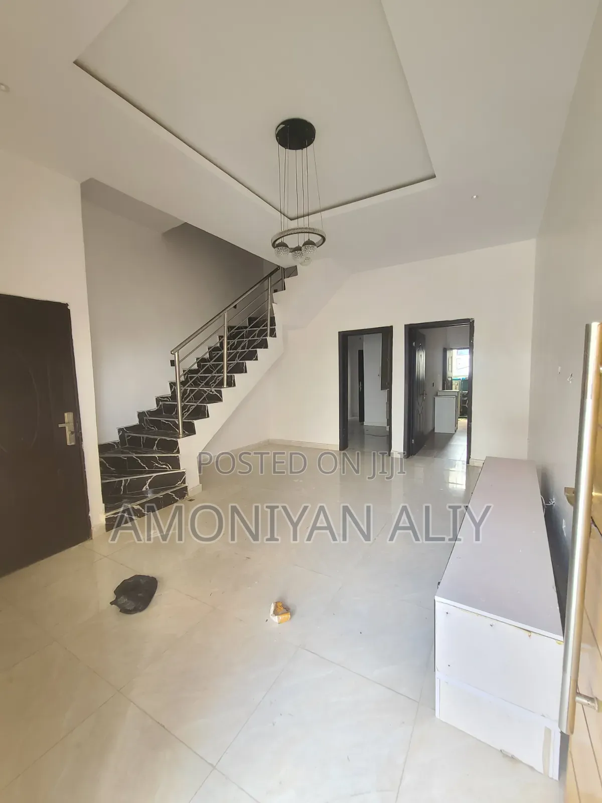 3bdrm Duplex in Ikota for sale in Ikota