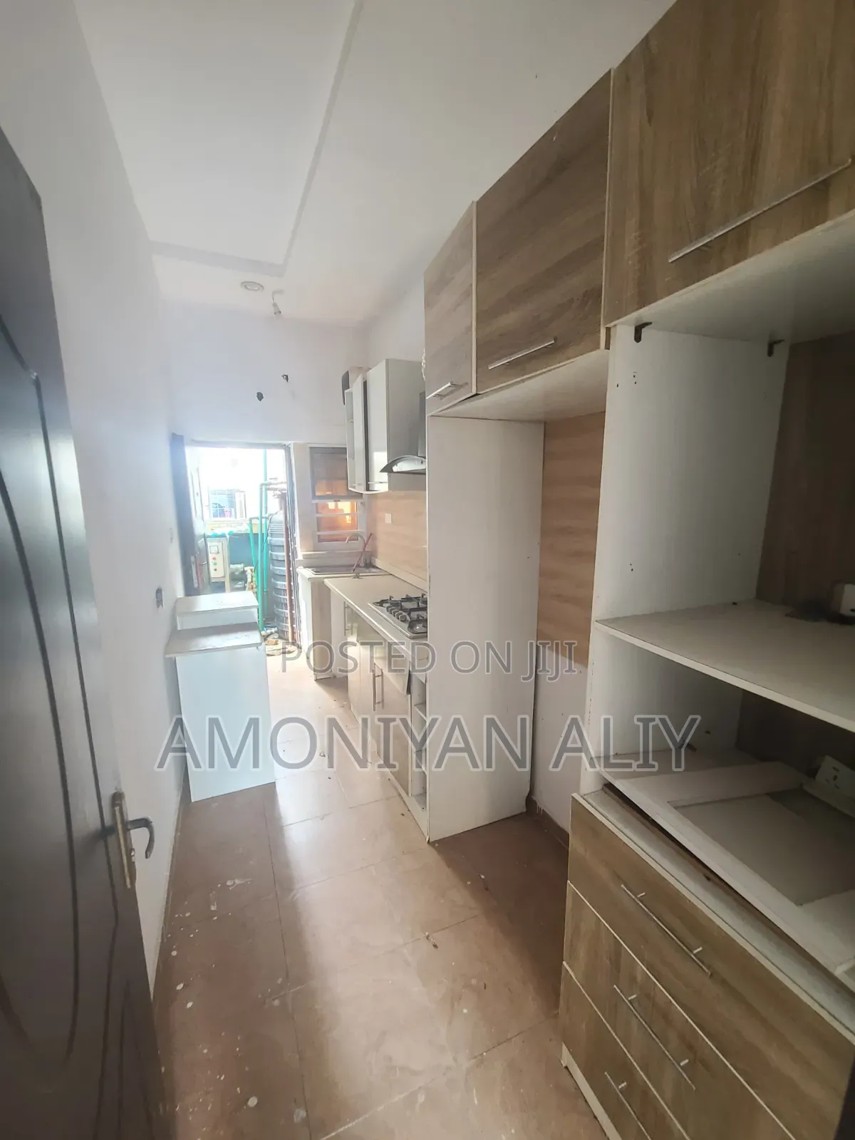 3bdrm Duplex in Ikota for sale in Ikota