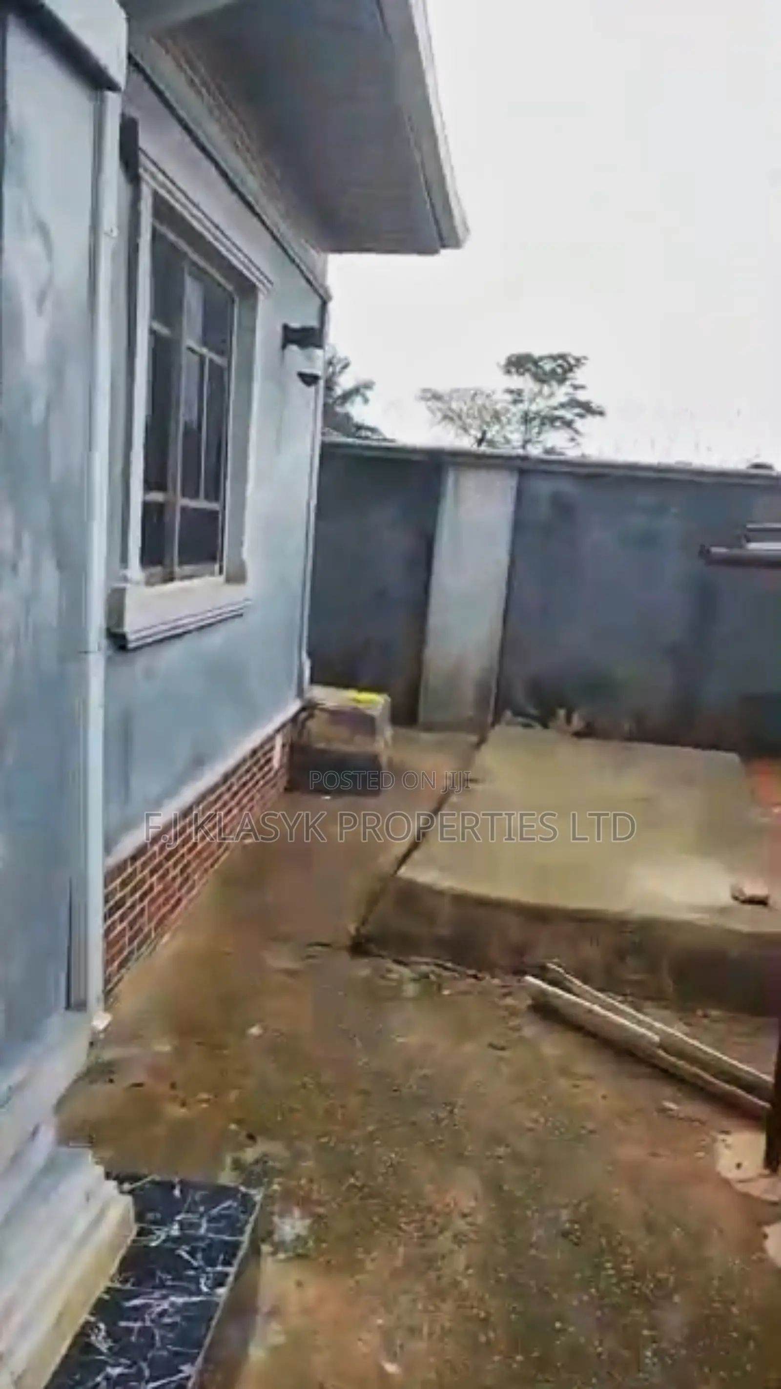 Furnished 12bdrm Block of Flats in Benin City for sale in Benin City