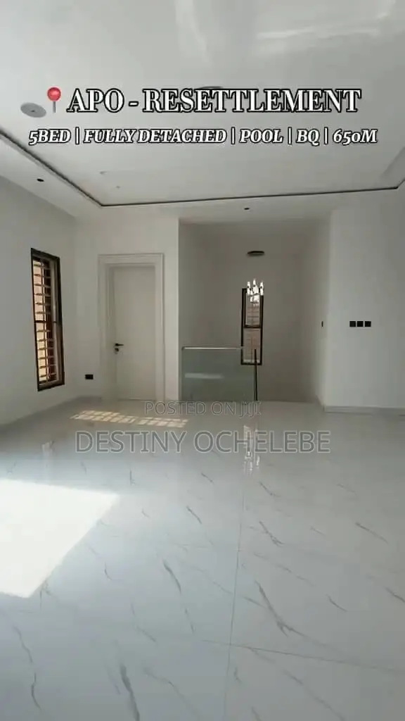 5bdrm Duplex in Apo - Resettlement for sale in Apo Resettlement