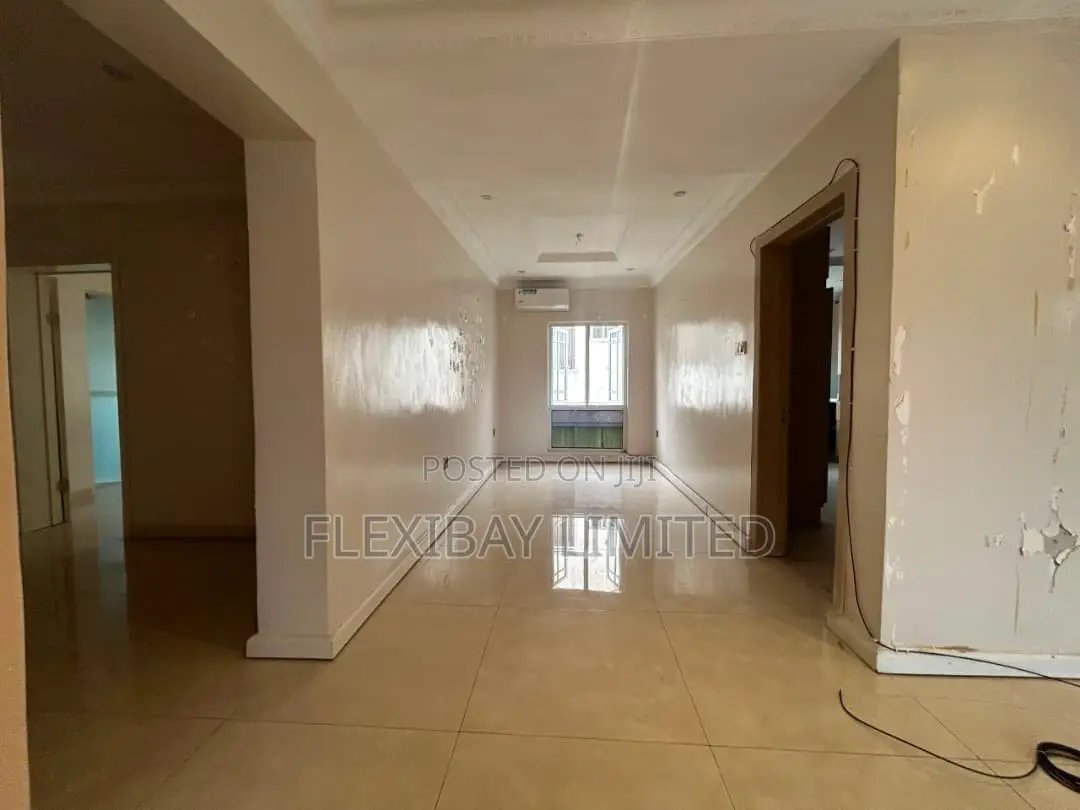 3bdrm Apartment in Lekki Phase 1 for rent in Lekki Phase 1