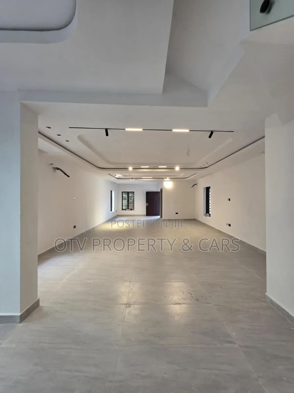 5bdrm Duplex in Lekki Phase 1 for sale in Lekki Phase 1