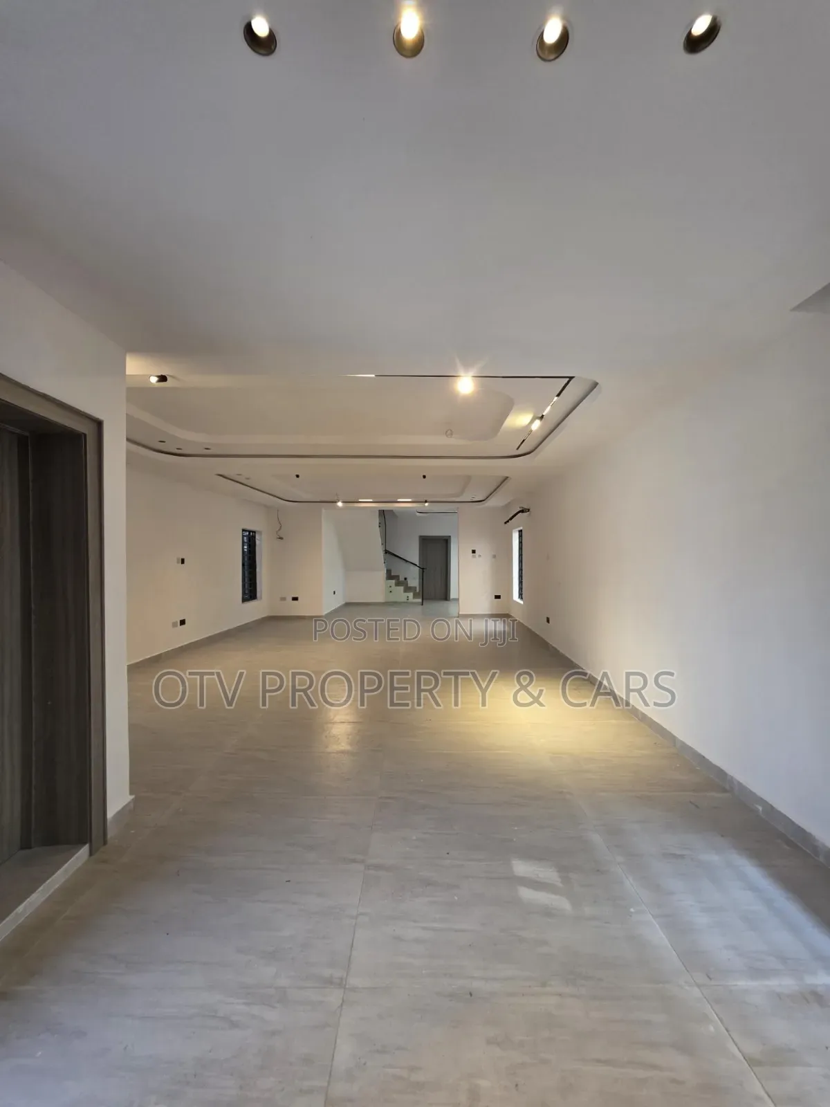 5bdrm Duplex in Lekki Phase 1 for sale in Lekki Phase 1