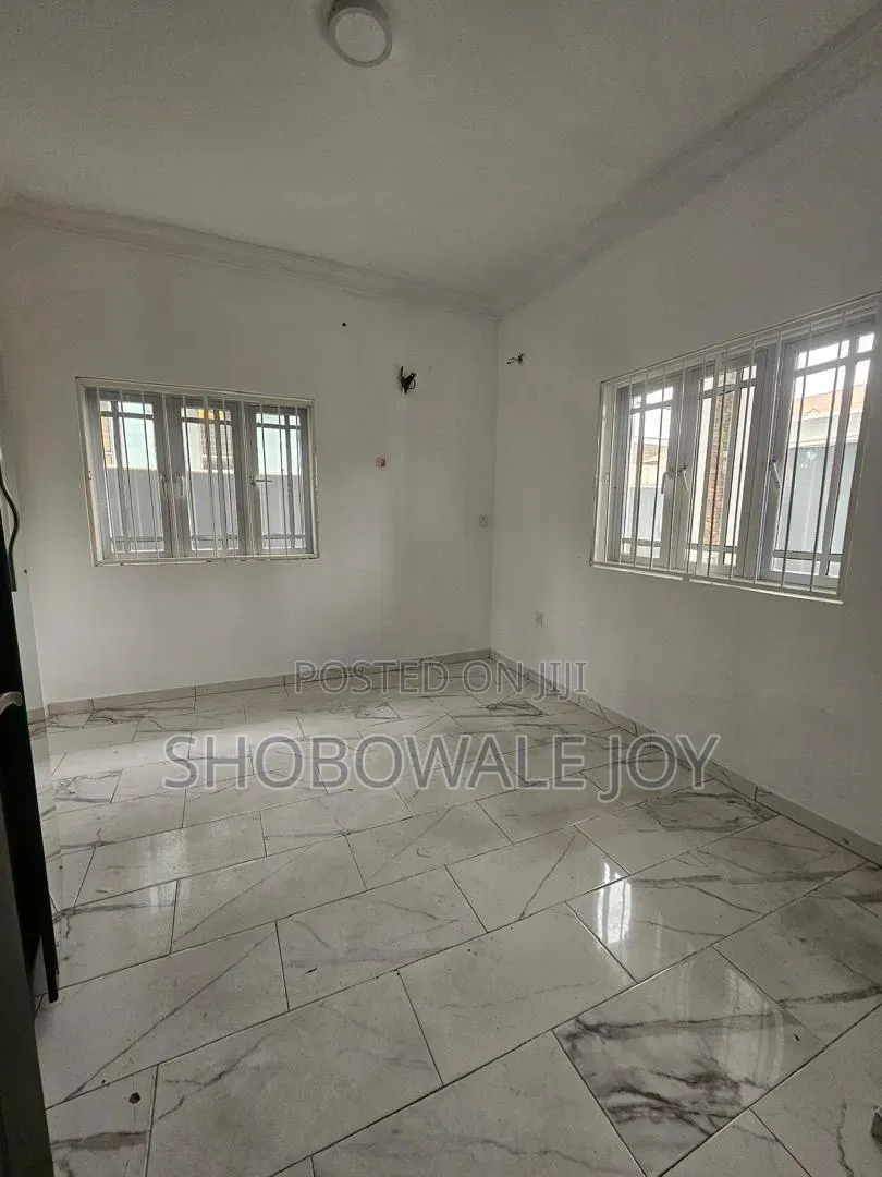 4bdrm Duplex in Lekki Right for rent in Lekki Phase 1
