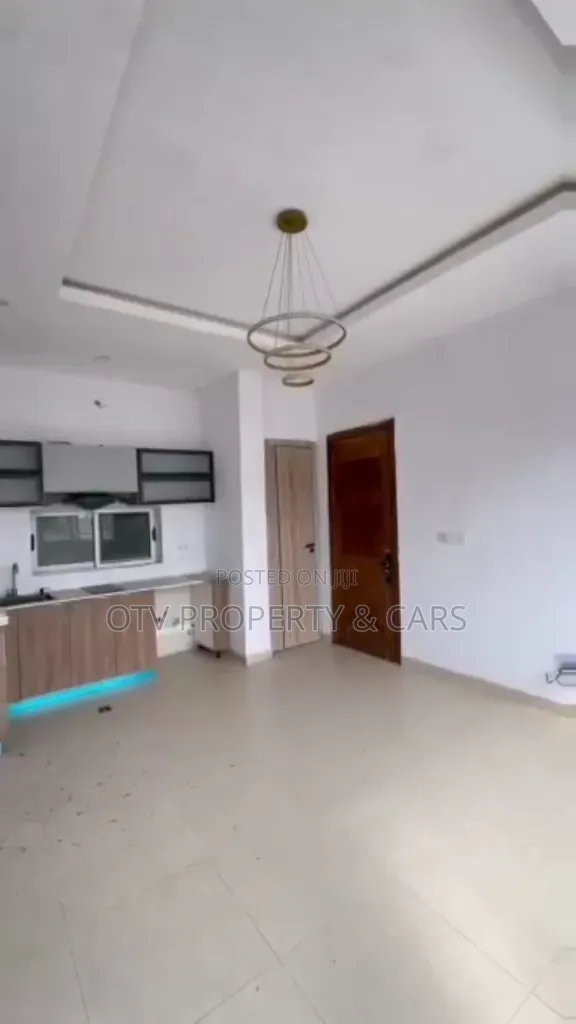 2bdrm Apartment in Ikate for sale in Ikate
