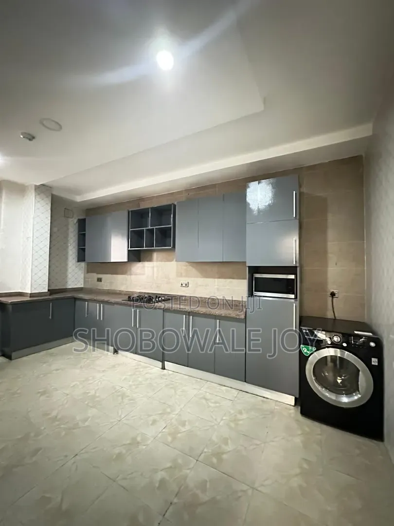 4bdrm Apartment in Banana Island Road for rent in Banana Island